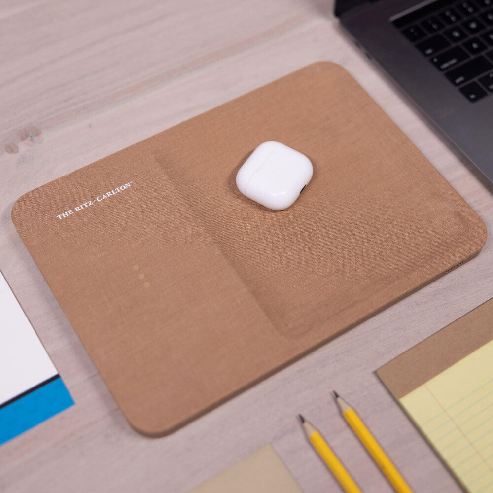 Wireless Courant Charger. Custom Corporate Gifts. Courant Wireless Charging Accessory Tray.