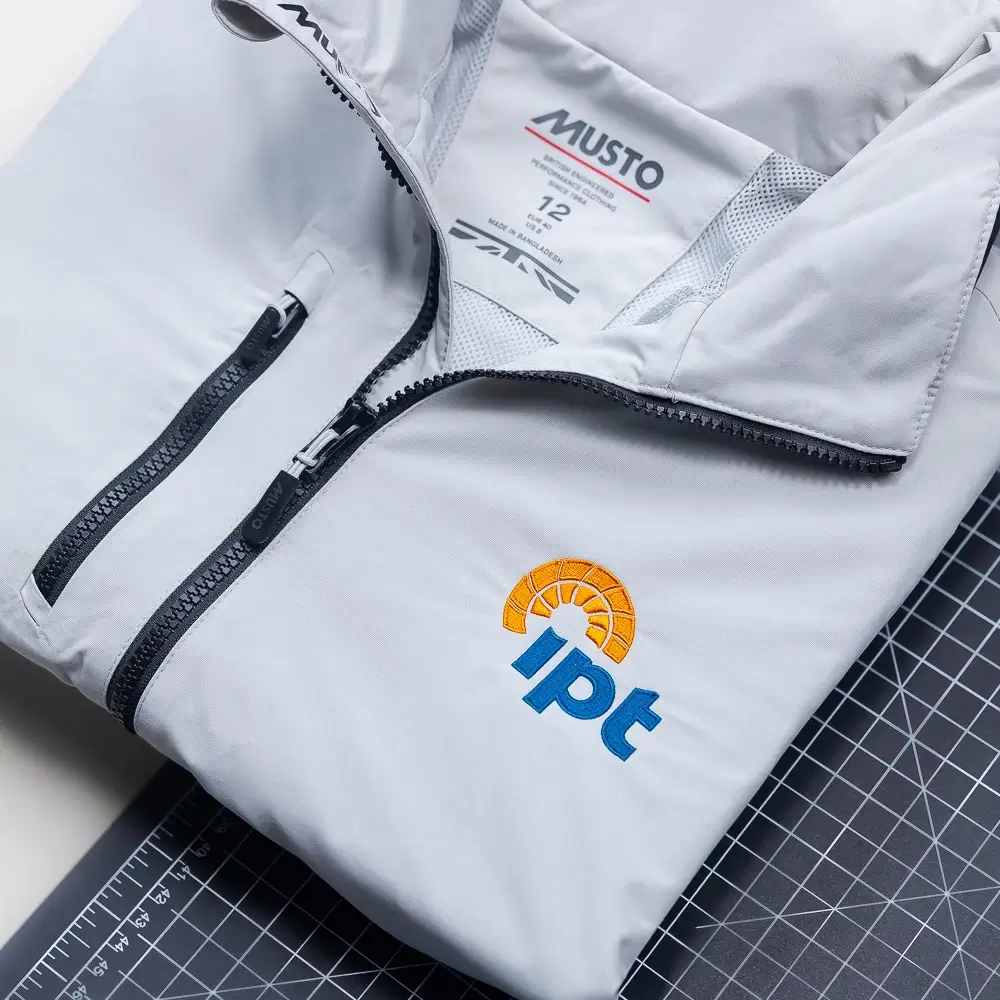 Shop custom Musto jackets. Corporate apparel for top-notch impressions. 