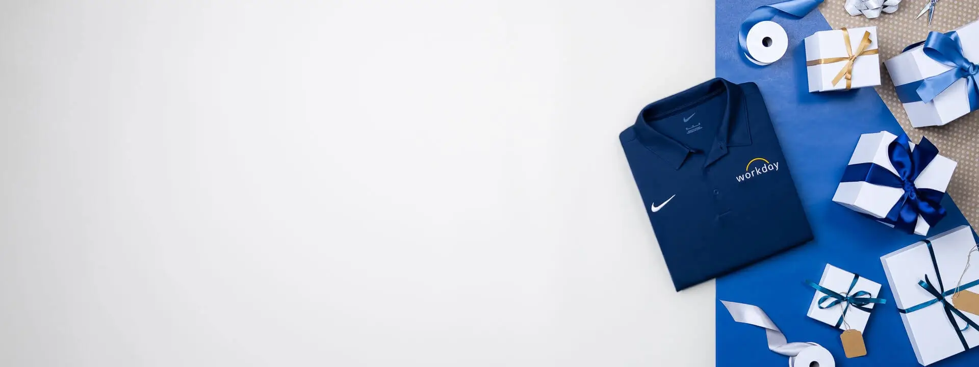 Find premium Nike custom corporate holiday gifts at Corporate Gear.