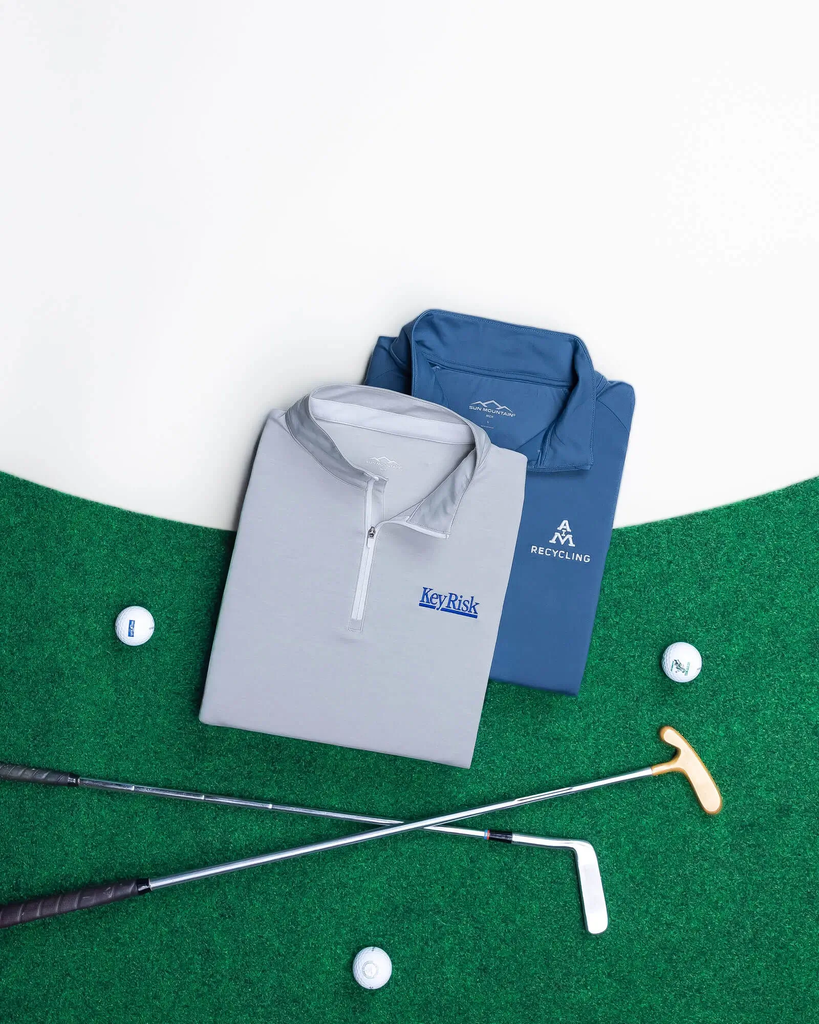 Find the best corporate golf apparel, cool golf bags & other golf gifts for your colleagues.