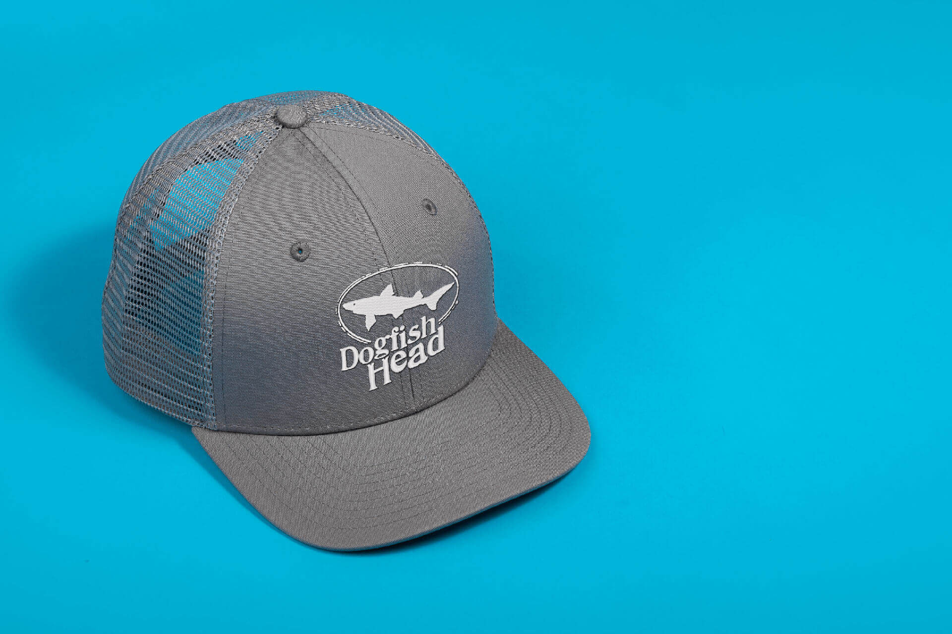 Design Custom Trucker Hats For Your Entire Team