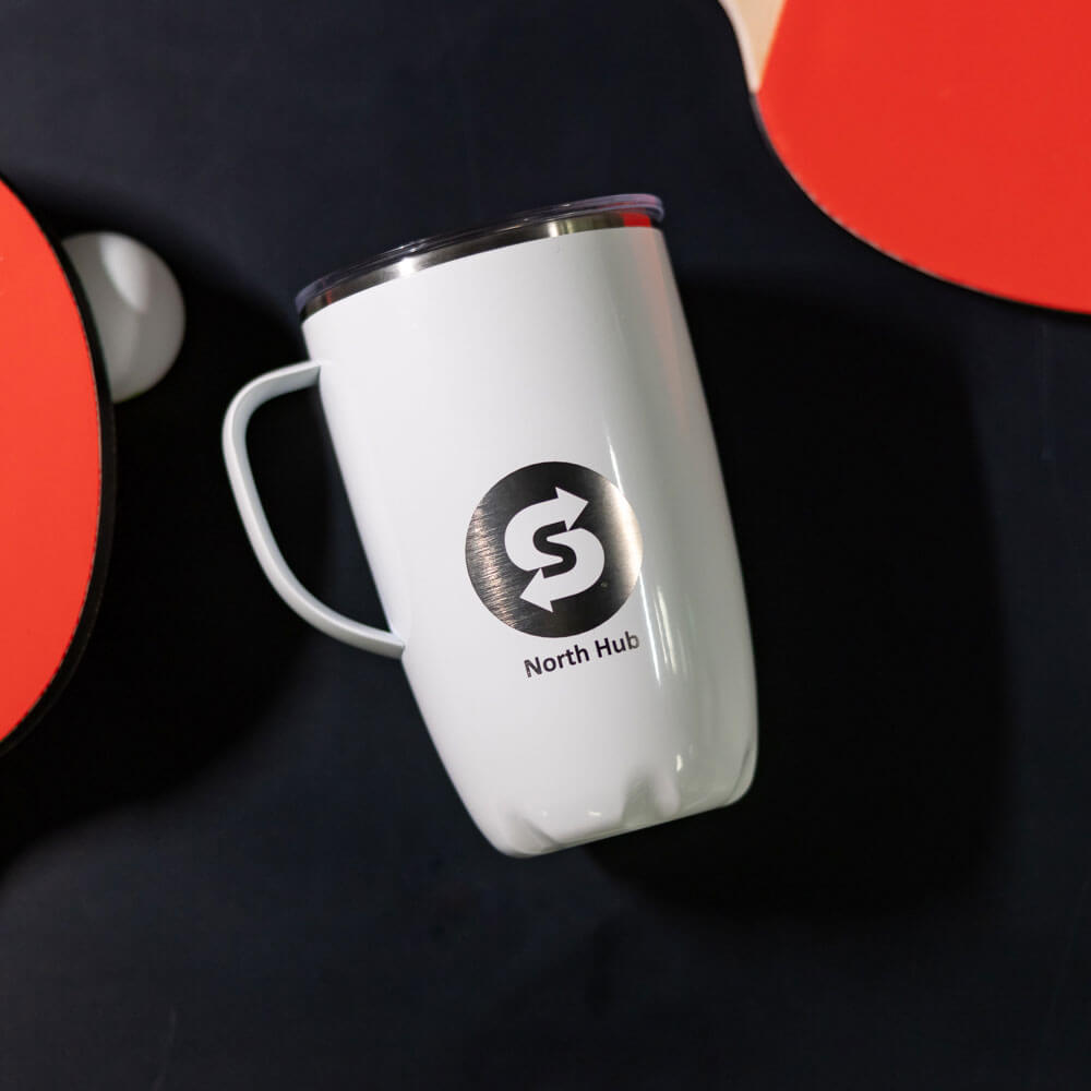 Personalized S'well Bottle. Tumbler Custom. S'well Cups. S'well Mug. Customize Tumblers.